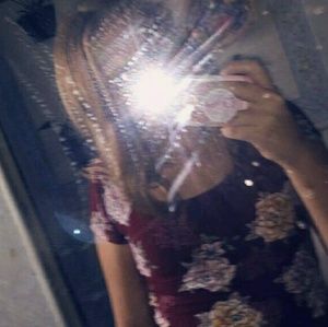 Meet your Posher, Adrianna